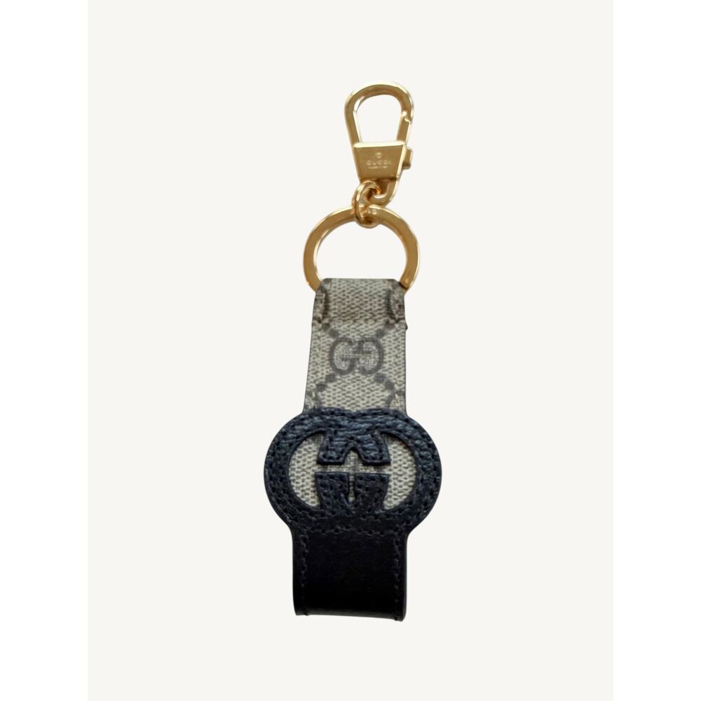 Gucci Interlocking G Keychain Ring Bag Charm GG Supreme Black Leather 701432 NIB - Picture 4 of 14